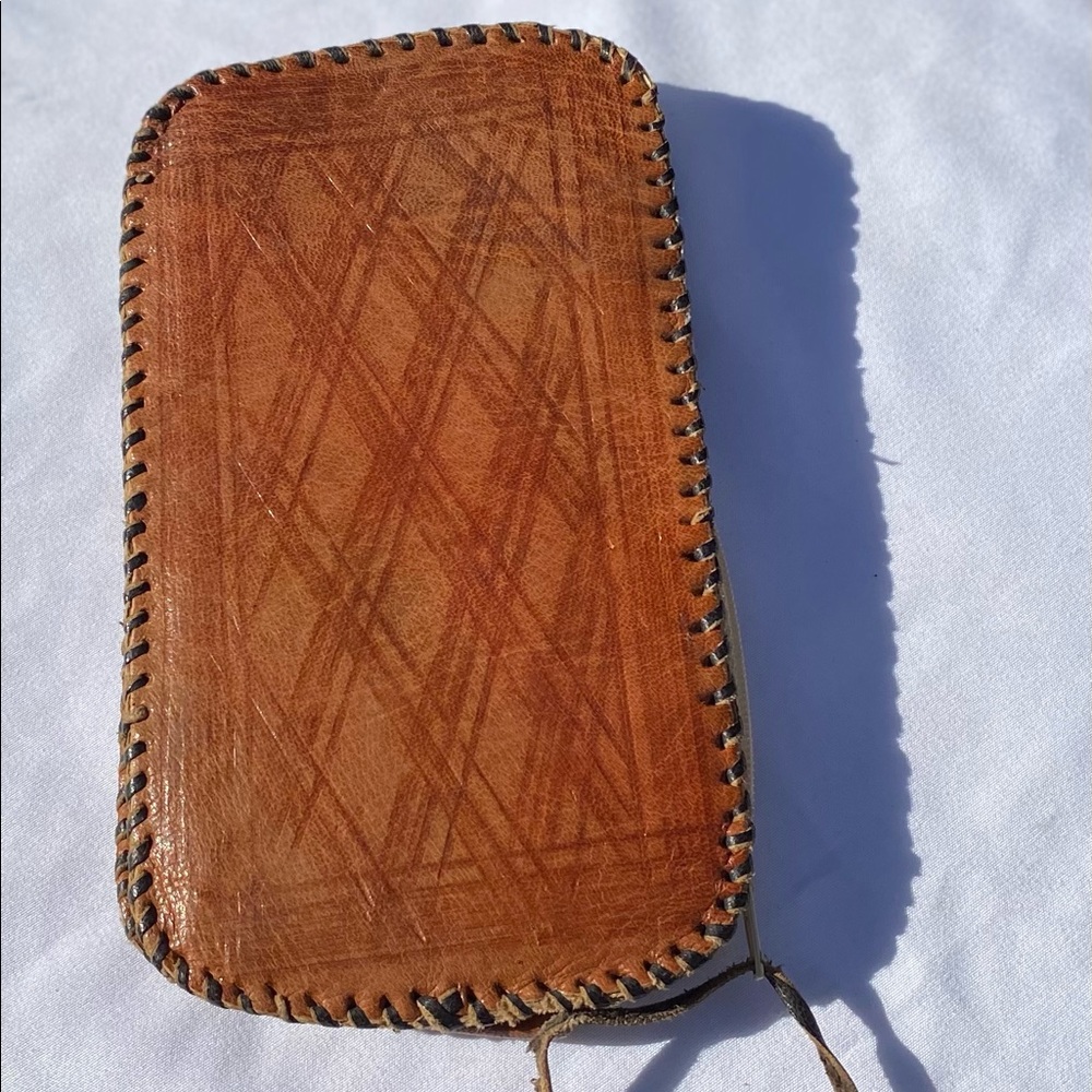 NW 💯 Handcrafted Leather Made in🇧🇯 Sz 6”x3 1/4”